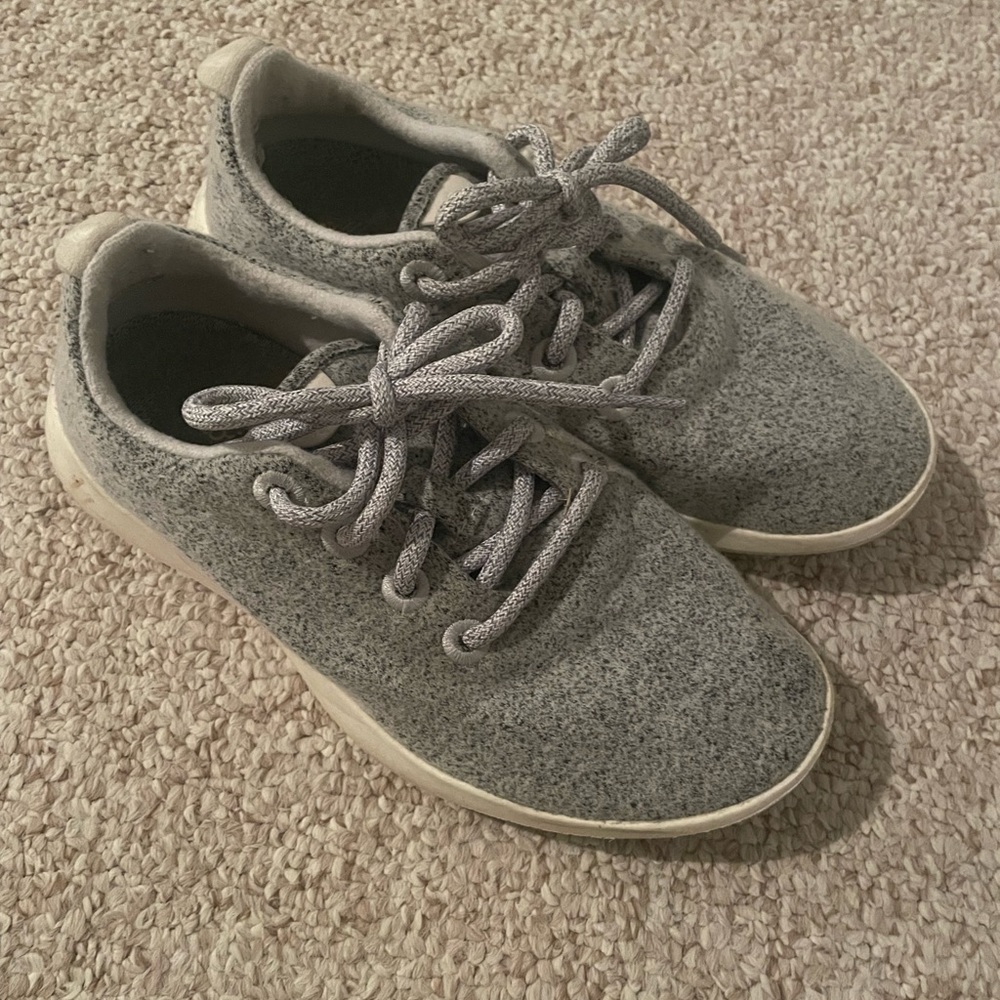 Allbirds (wool runners)